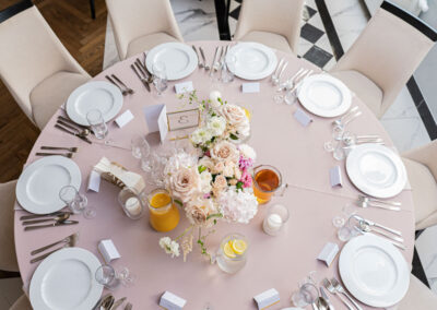 dekoracje ślubne stołu, dekoracje ślubne, dekoracje weselne, wypożyczalnia dekoracji na wesele